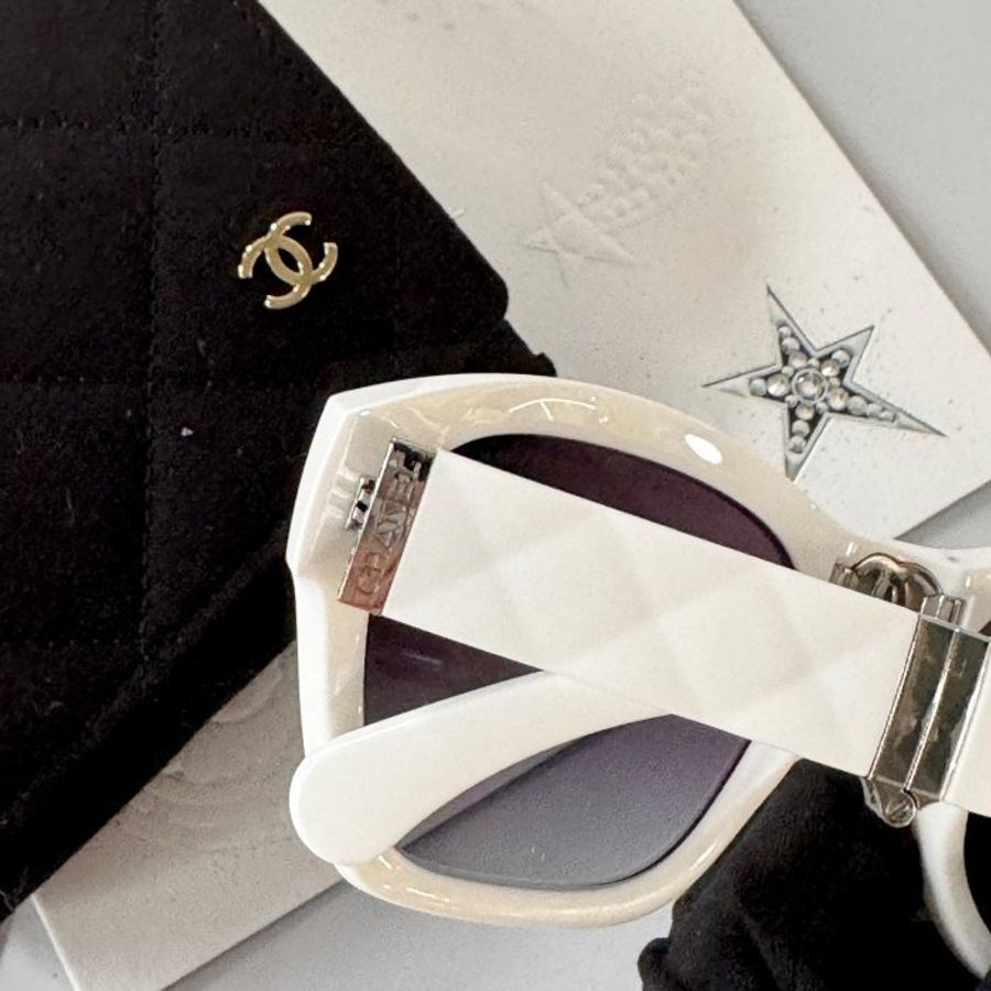 Chanel 白色折疊墨鏡 銀色水鑽 6055-B-4