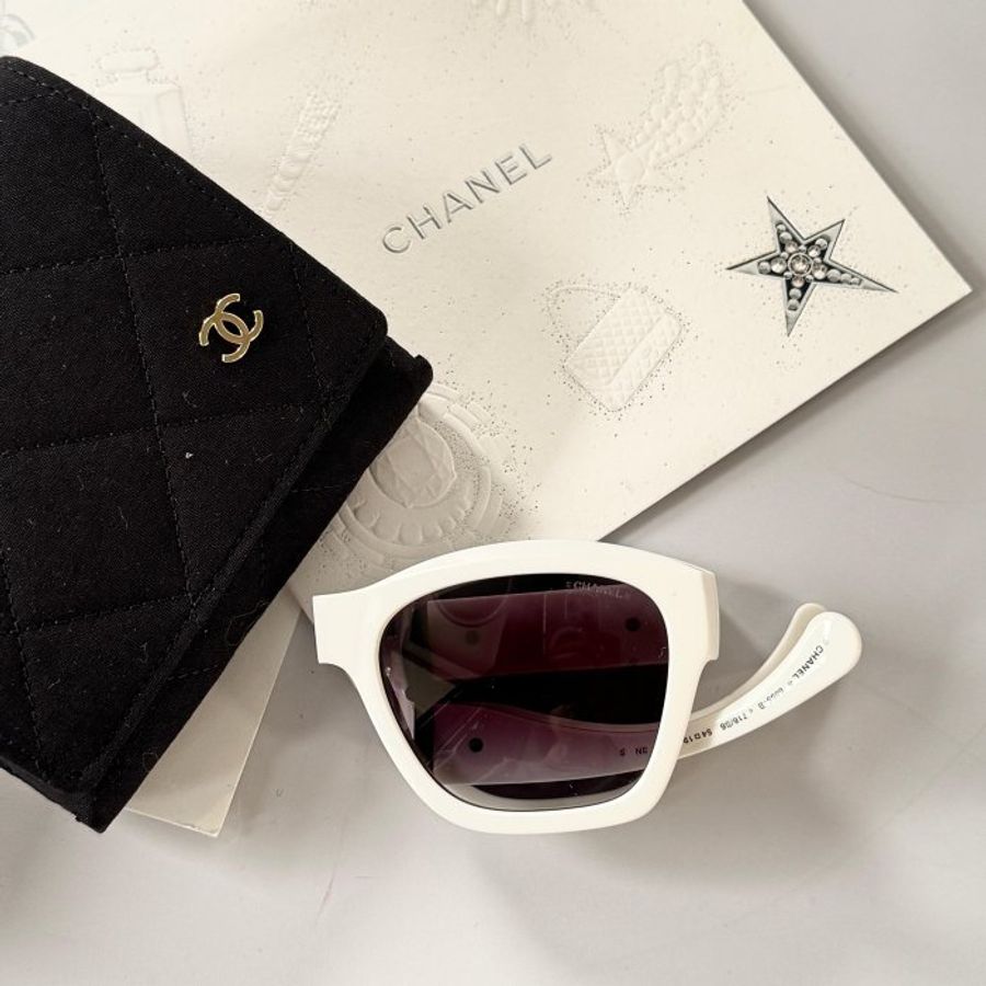 Chanel 白色折疊墨鏡 銀色水鑽 6055-B-5