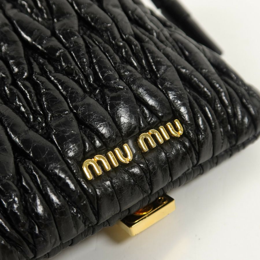 Miu Miu 羊皮皮革Mini Matelasse鏈帶肩背袋-5