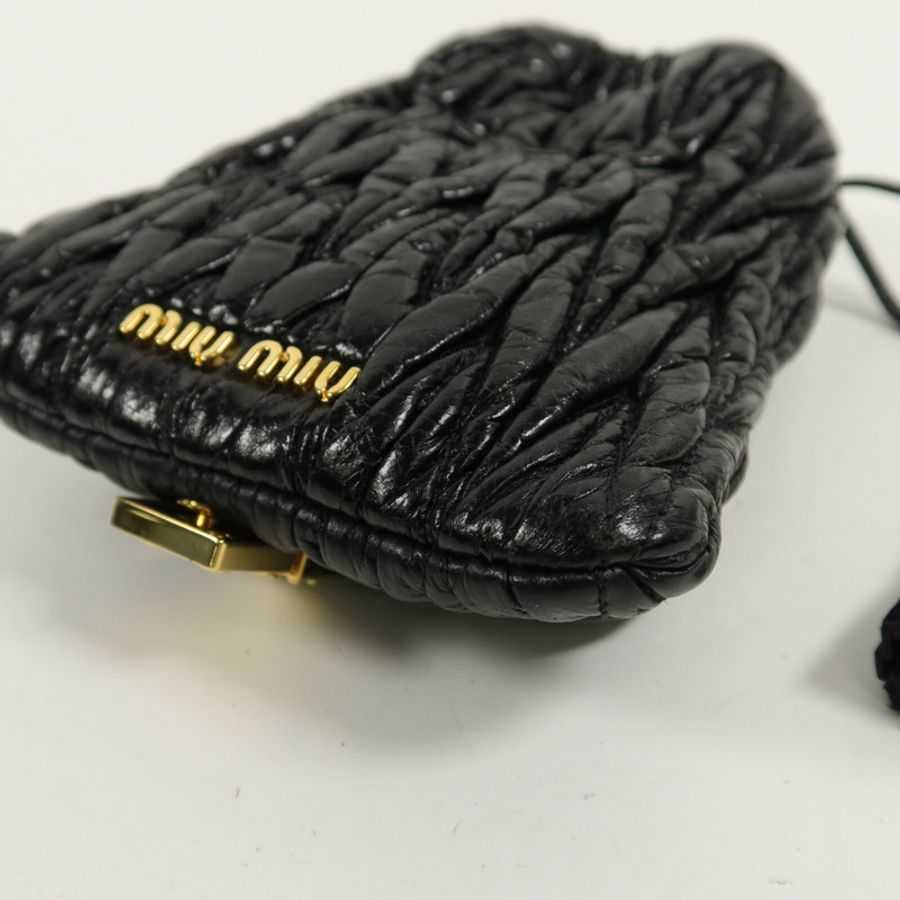 Miu Miu 羊皮皮革Mini Matelasse鏈帶肩背袋-11