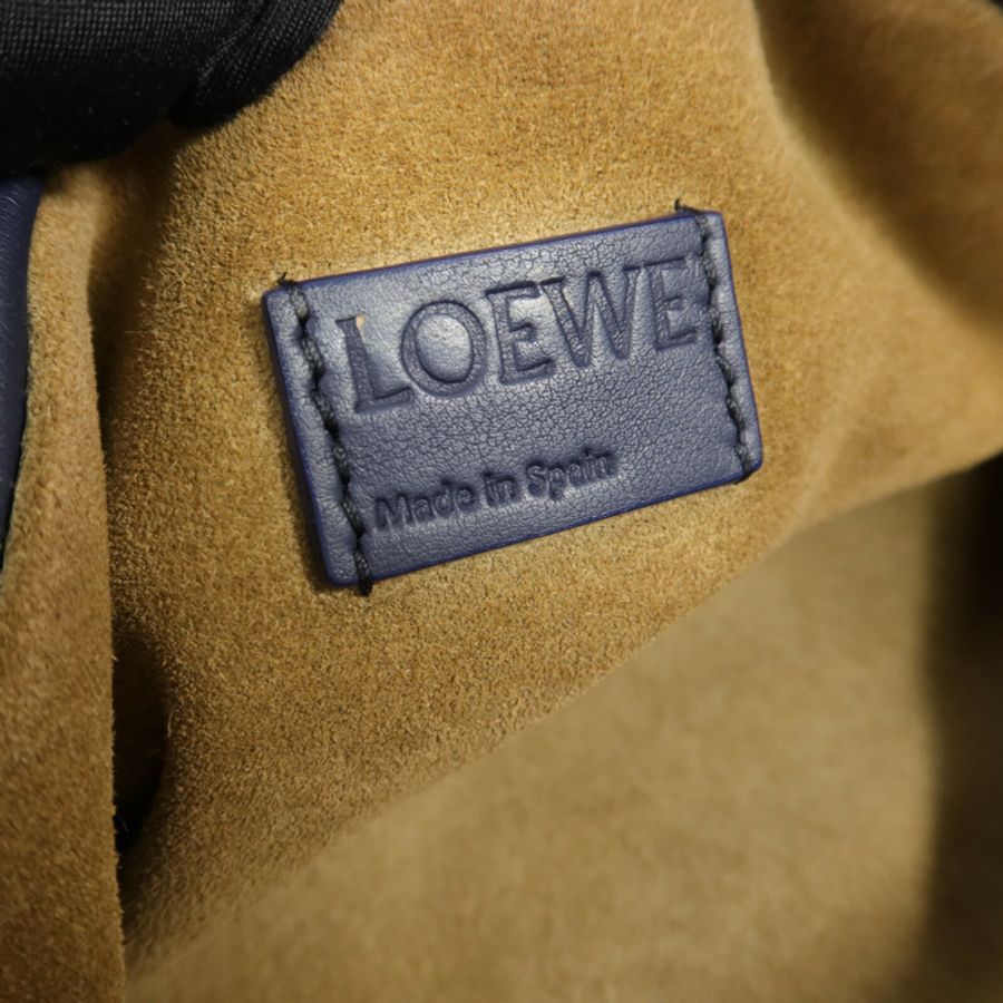 LOEWE 牛皮皮革Medium Flamenco Clutch肩背袋-8