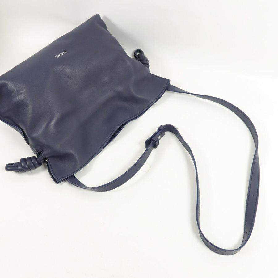 LOEWE 牛皮皮革Medium Flamenco Clutch肩背袋-11