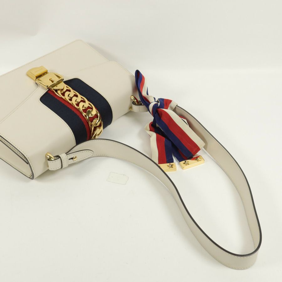 GUCCI 牛皮皮革Sylvie肩背袋-12