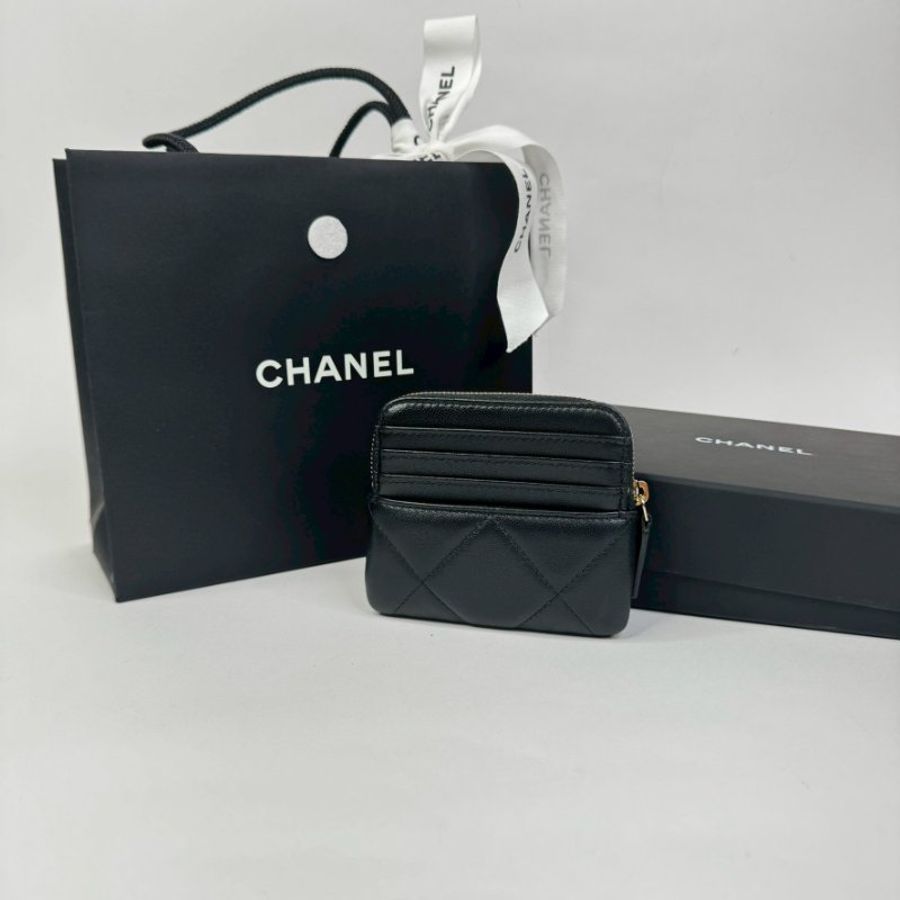 CHANEL 19 吐司拉鍊零錢包 芯片款-1