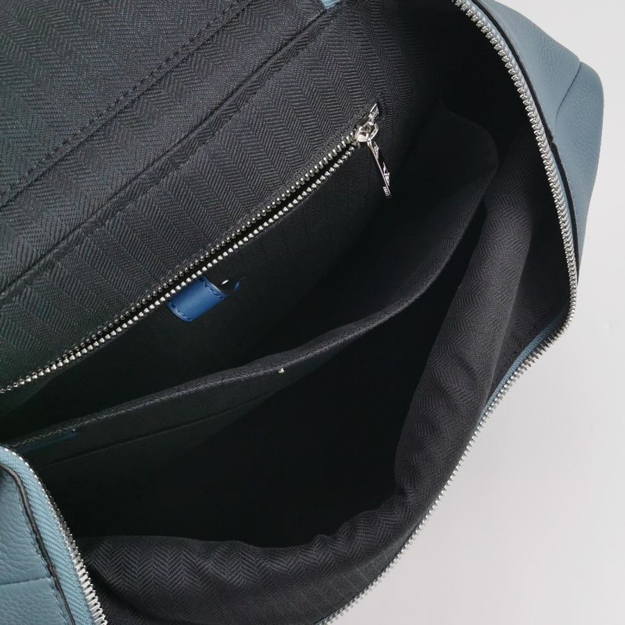 Loewe 迪士尼联名款Goya牛皮小飞象图案压纹Logo拉链双肩包-6