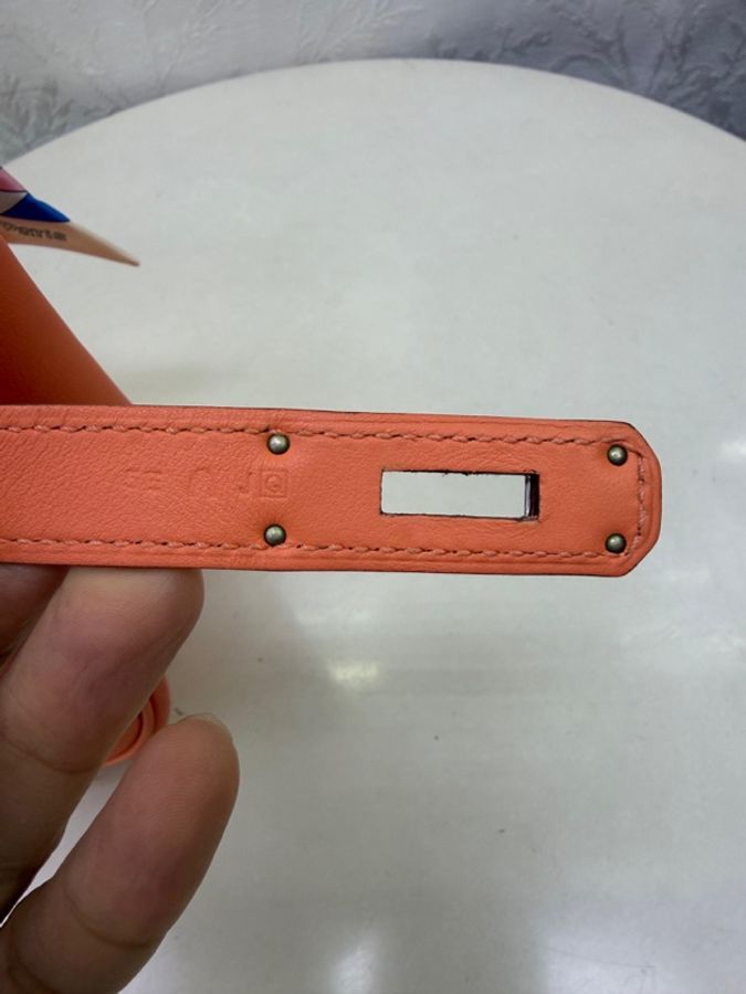 這款是愛馬仕 Hermès Berlinne Mini Clevet 肩背包-14