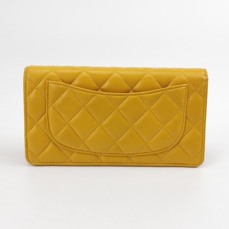 Chanel 羊皮純色菱格絎縫雙C logo銀包長夾-3