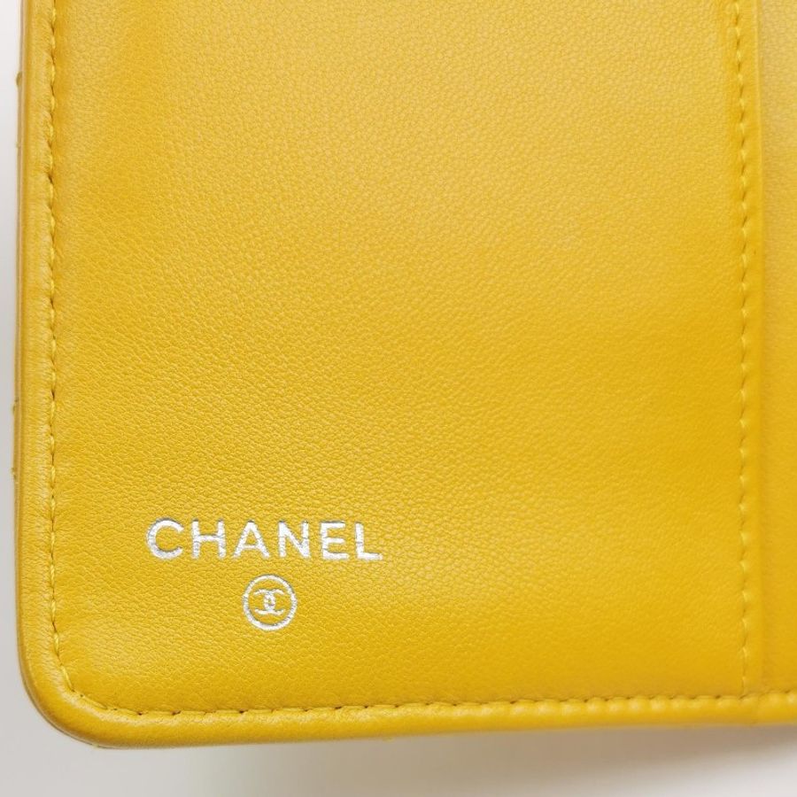 Chanel 羊皮純色菱格絎縫雙C logo銀包長夾-6