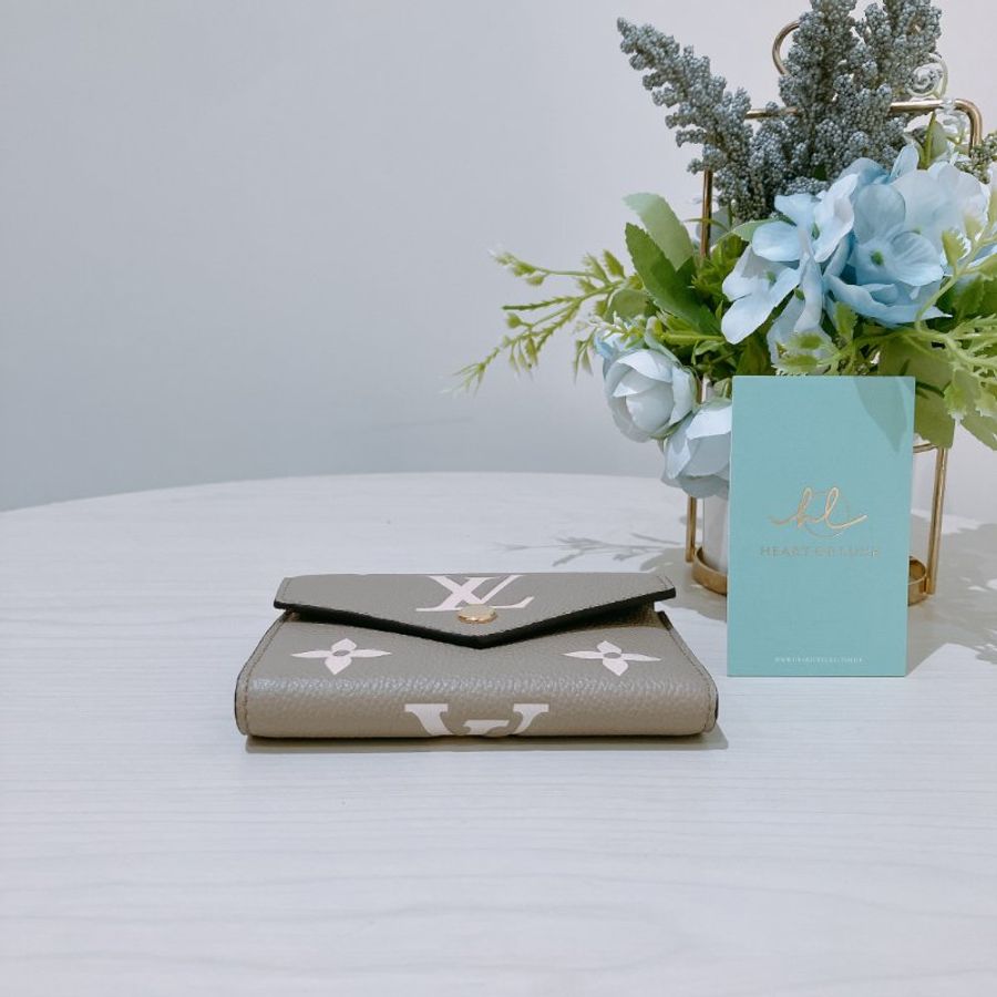TK2094 Louis Vuitton 路易威登信封形三摺銀包 Victorine Wallet Monogram Empreinte Leather Dove / Cream x GHW #NFC-2