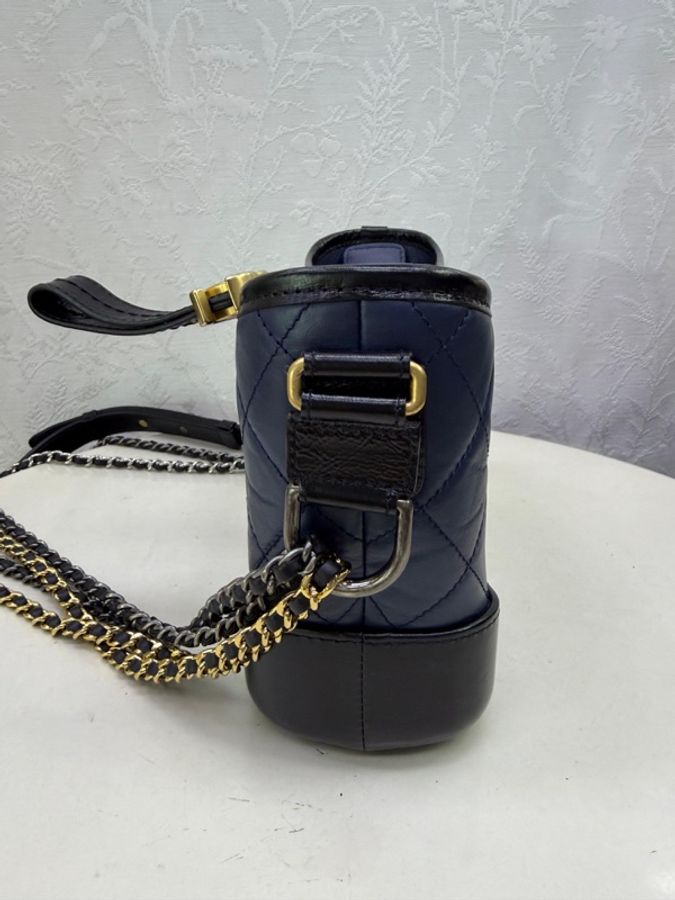 chanel gabrielle samall hobo bag-4