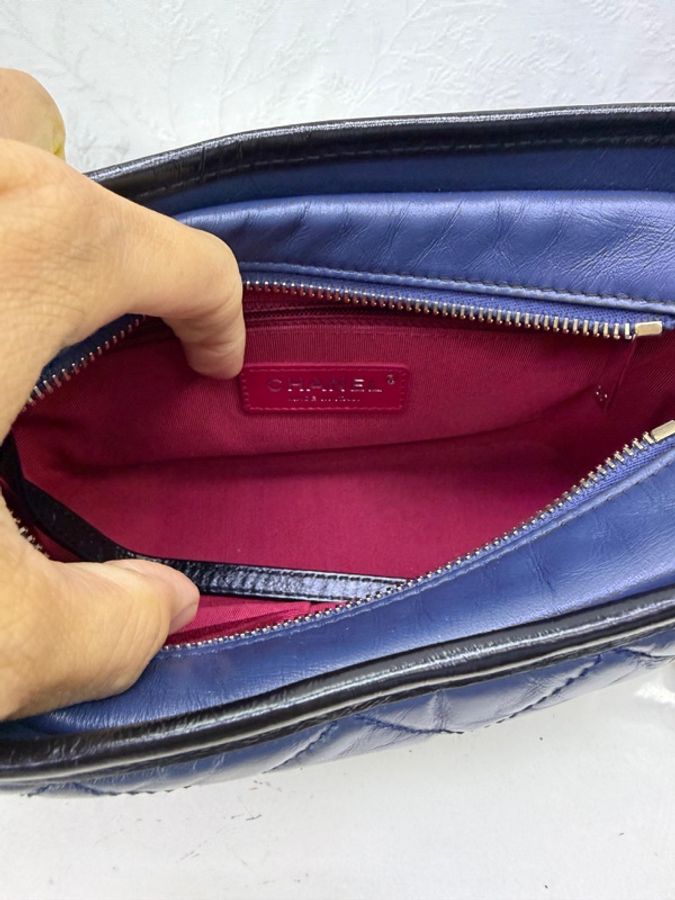 chanel gabrielle samall hobo bag-9