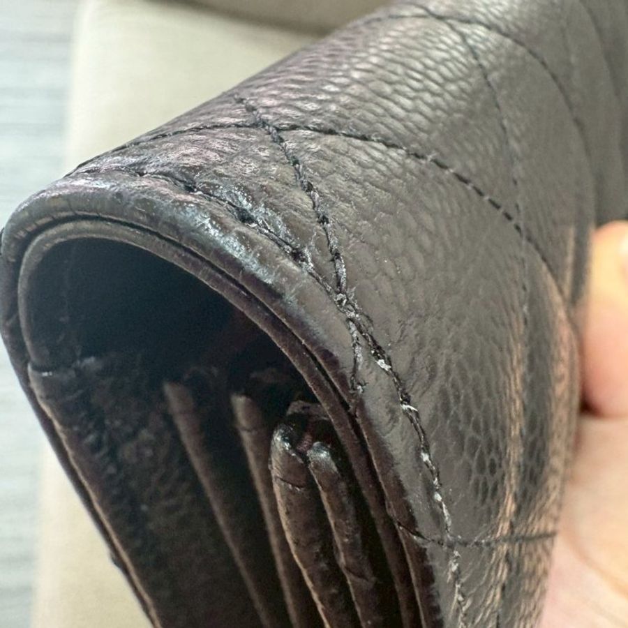 CHANEL 荔枝牛皮黑金翻蓋長夾-9