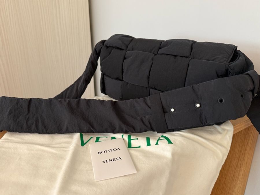 Bottega Veneta 黑色尼龍cassette-0