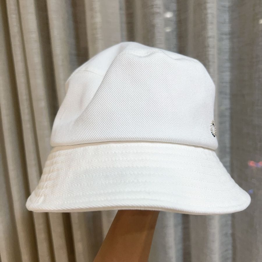 ෆ Chanel 白色牛仔亮片漁夫帽🈶購證-8