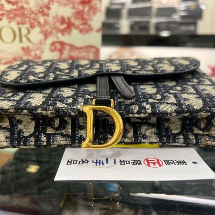東區正精品㊣DIOR 藍色老花帆布金釦金鍊釦式翻蓋馬鞍胸口包腰包 RZ6519-7