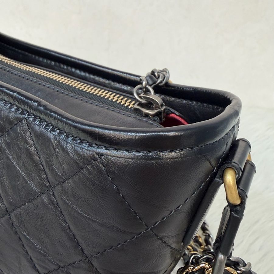 CHANEL A91810 gabrielle HOBO 20公分 黑色小號流浪包 斜背包 斜挎包-15
