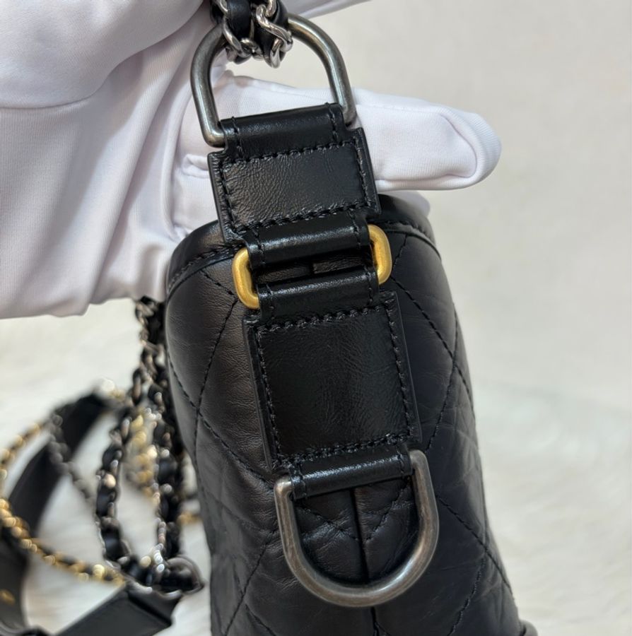 CHANEL A91810 gabrielle HOBO 20公分 黑色小號流浪包 斜背包 斜挎包-20