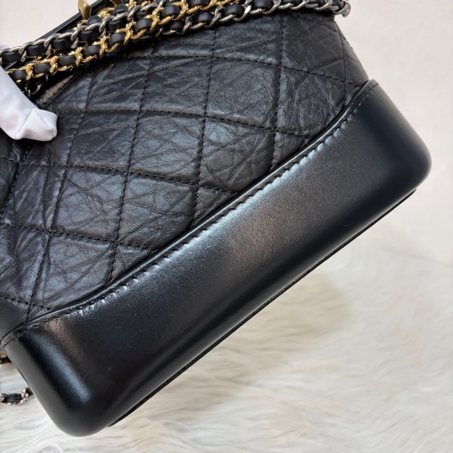 CHANEL A91810 gabrielle HOBO 20公分 黑色小號流浪包 斜背包 斜挎包-27