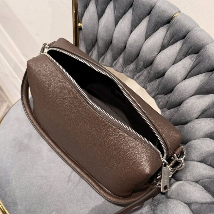 Fendi Lui 巧克力棕中型皮革斜背包 僅購買2個月!-2