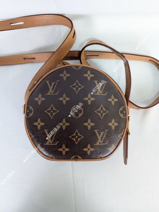 莉亞精品♡Lv圓餅包M45149二手美包-2