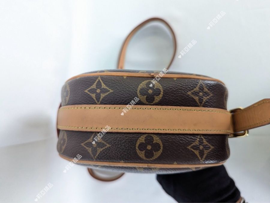 莉亞精品♡Lv圓餅包M45149二手美包-4