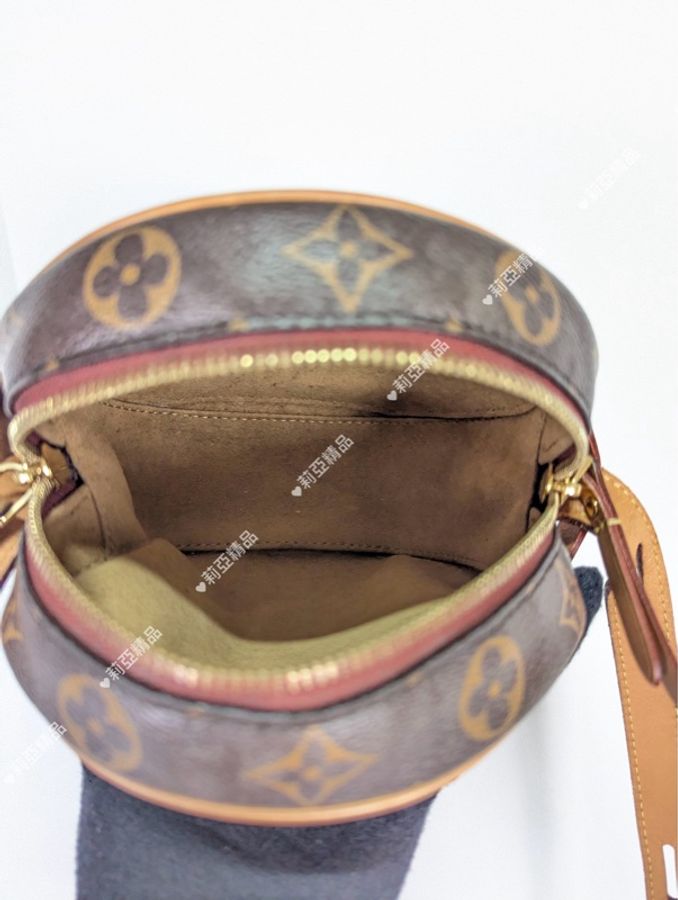 莉亞精品♡Lv圓餅包M45149二手美包-11