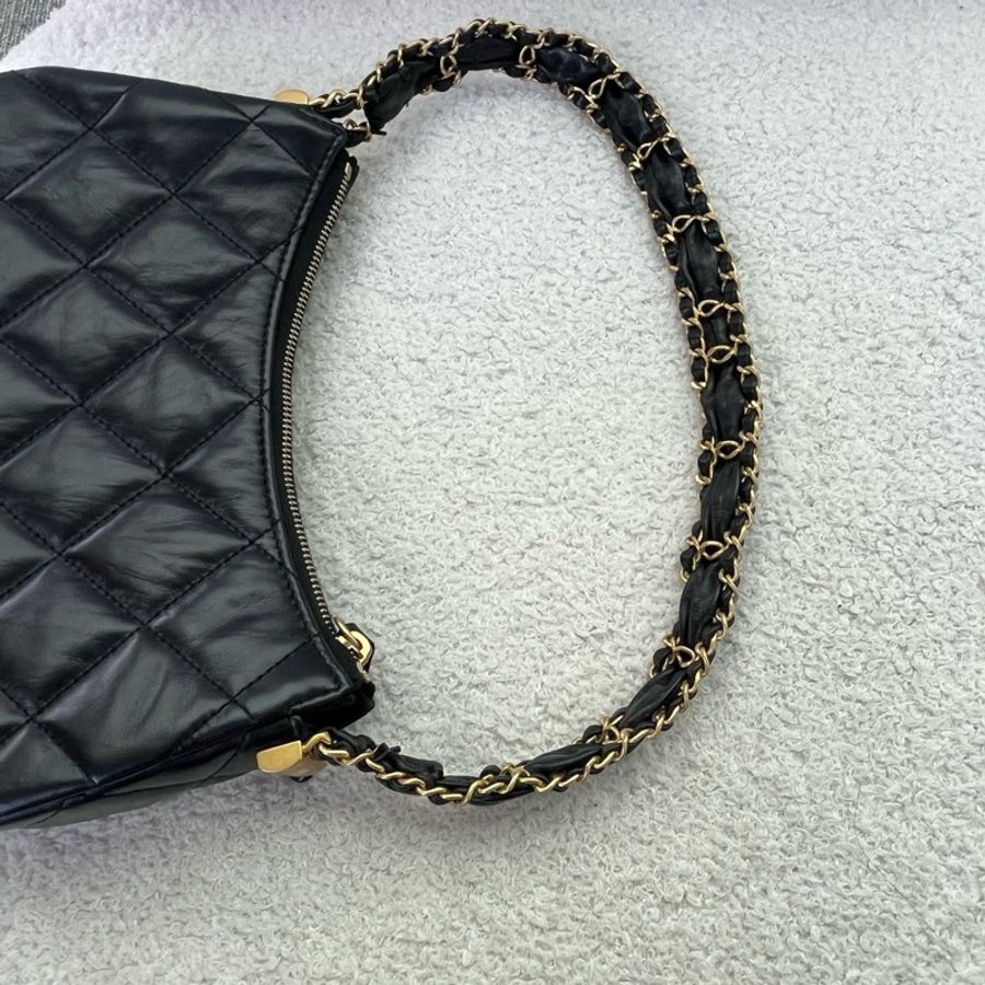 Chanel/香奈兒 23K黑金腋下hobo包單肩包 大號 芯片款-6