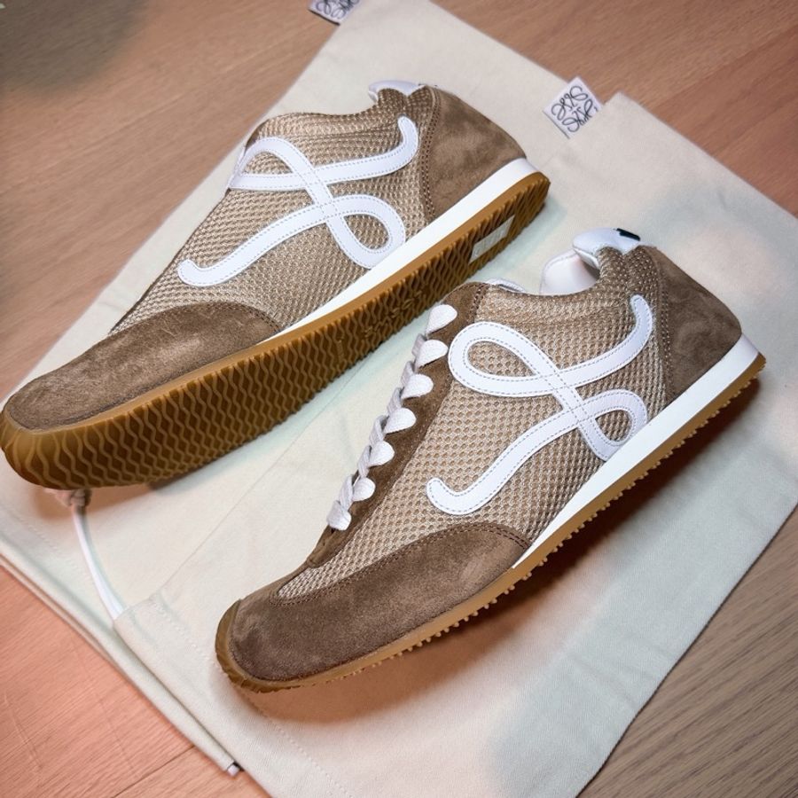 Loewe咖啡色跑鞋Ballet Runner 2.0 in suede and mesh 38碼-1
