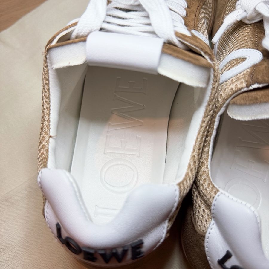 Loewe咖啡色跑鞋Ballet Runner 2.0 in suede and mesh 38碼-3