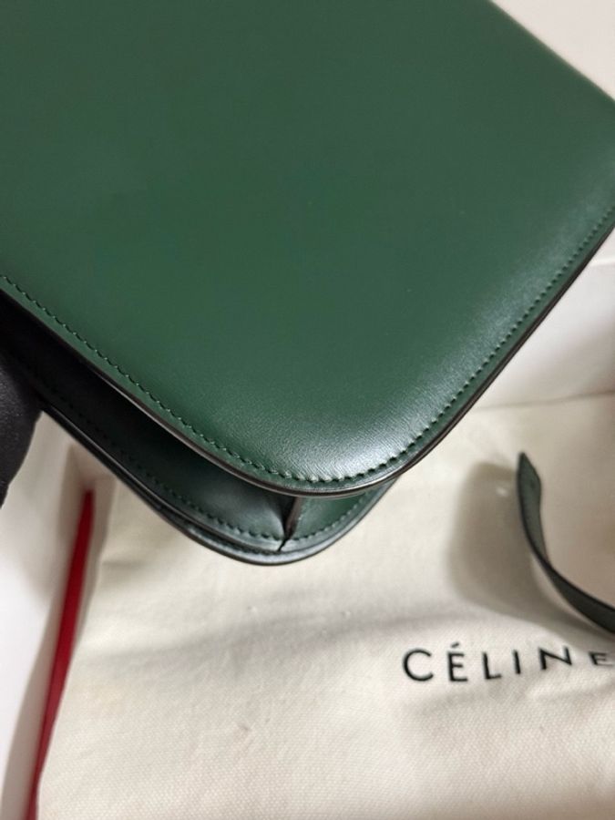 CELINE賽琳 Classic Box 墨綠色金扣經典豆腐包斜挎單肩包 有塵袋 尺寸:長24cm 寬7cm 高17cm。-9
