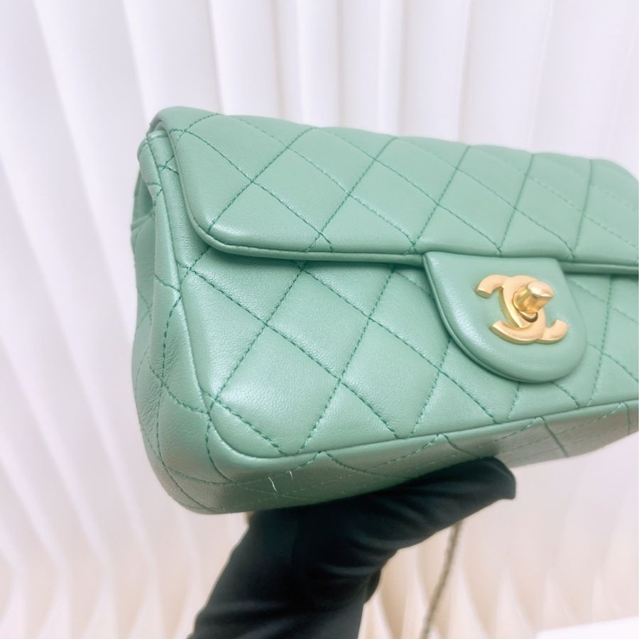 Chanel 23c mini cf 20 翡翠綠金球鏈條包-1