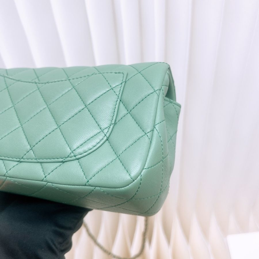 Chanel 23c mini cf 20 翡翠綠金球鏈條包-12