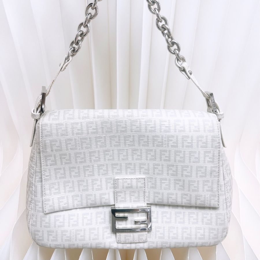 Fendi baugette zucchino 白色老花法棍/鏈條肩背包-0