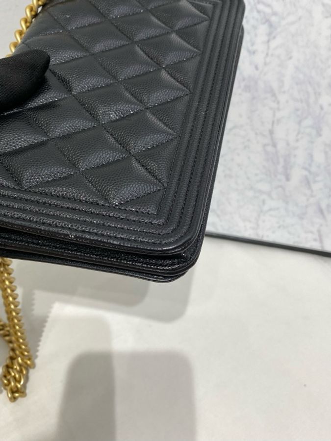 Chanel 香奈兒 leboy woc鏈條包 黑金荔枝皮 29開尺寸:12x19x3.5cm-19