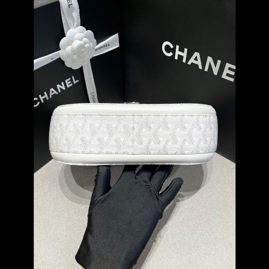 Goyard 戈雅白色帆布拼皮郵差包-1