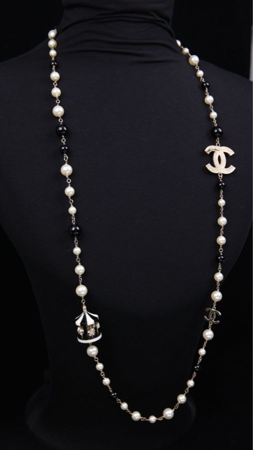Chanel 08年旋转木马系列黑白珍珠CC旋转木马吊坠长项链毛衣链-4