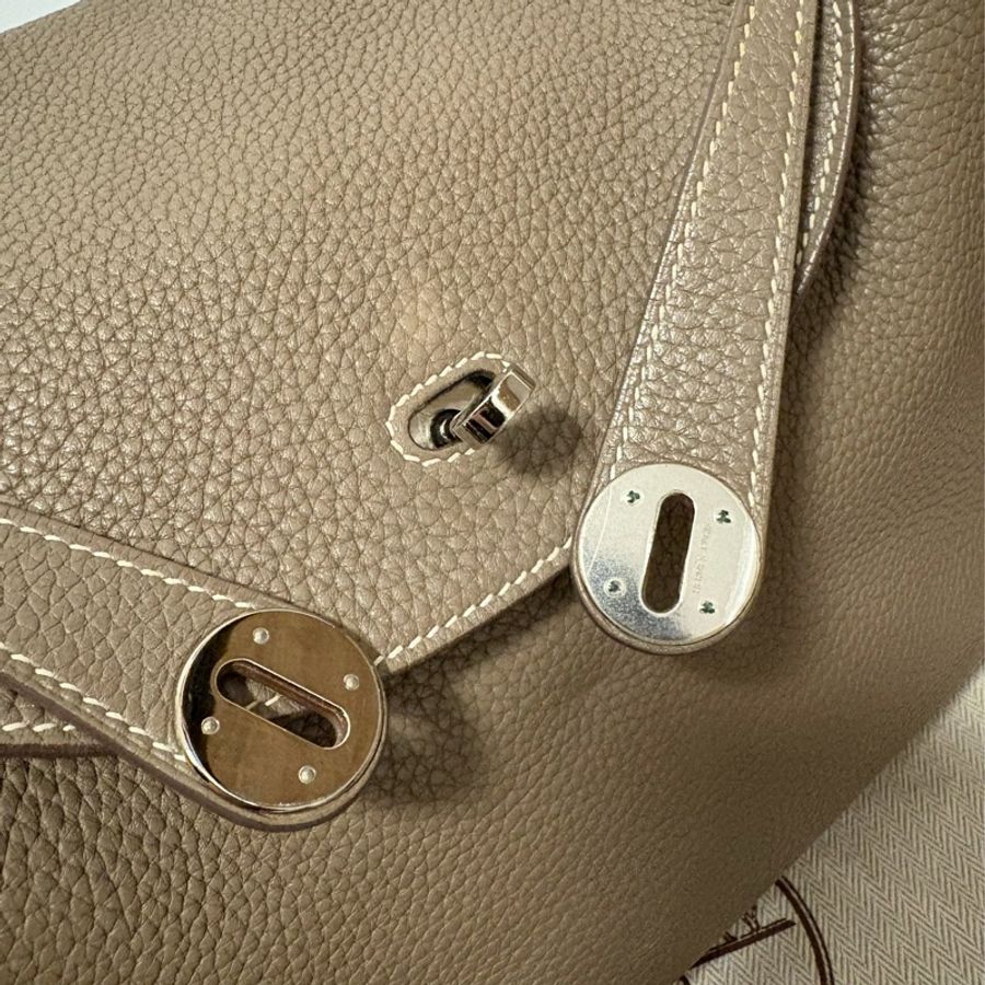 Hermès Lindy30 經典大象灰Etoupe銀釦-3