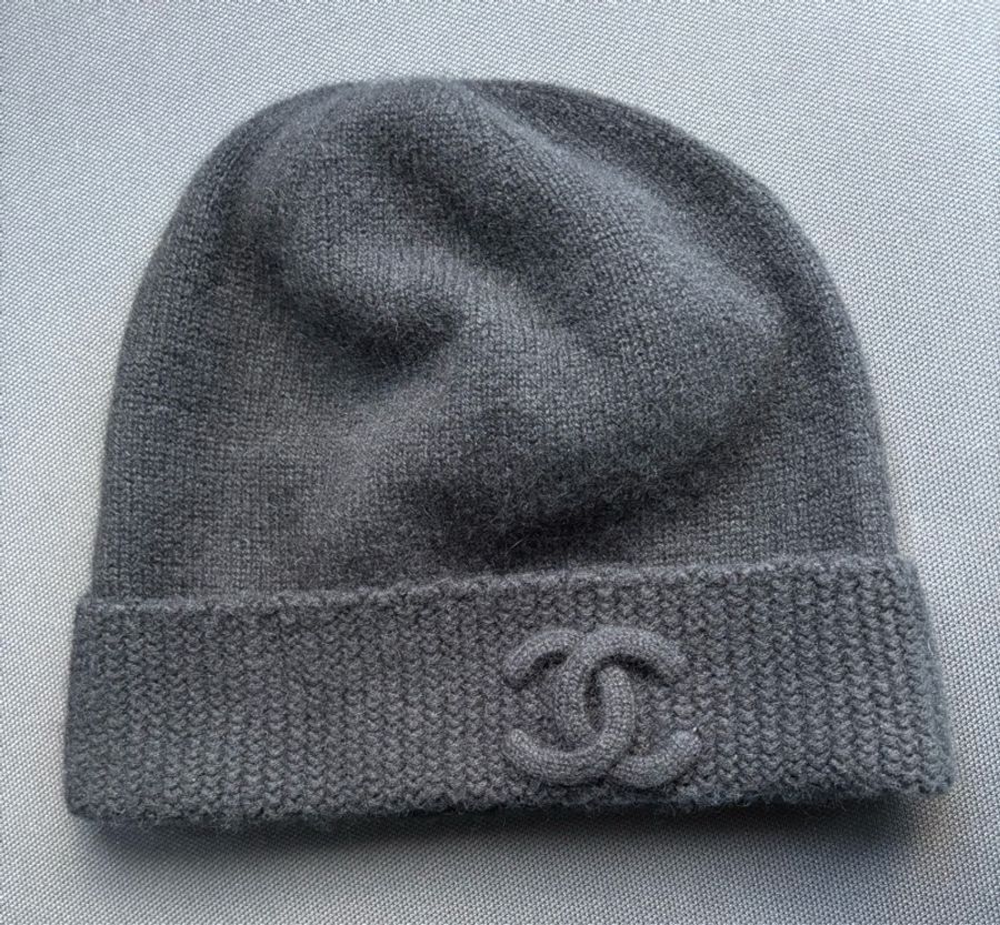 Chanel 經典黑色靜奢毛帽（Cashmere 羊絨材質） 可小議-0