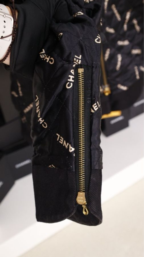 Chanel 94年黑金丹宁牛仔四口袋拉链夹克棉服外套-70