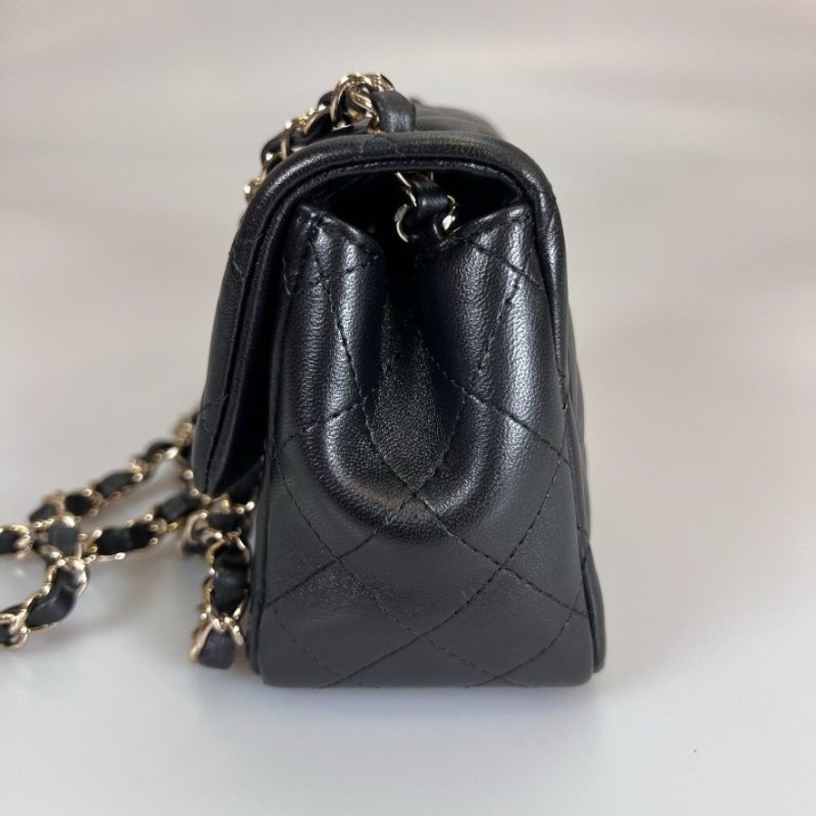 CHANEL CF17 方胖包 羊皮黑淡金 A35200/晶片款-3