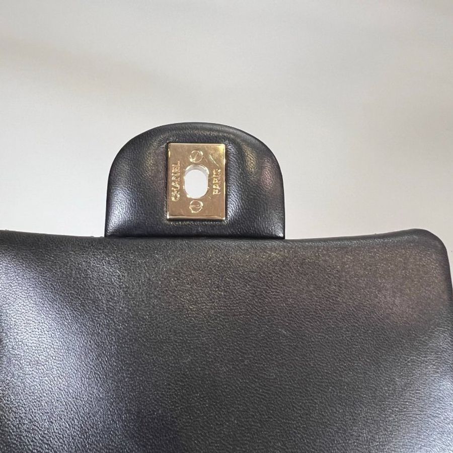 CHANEL CF17 方胖包 羊皮黑淡金 A35200/晶片款-7