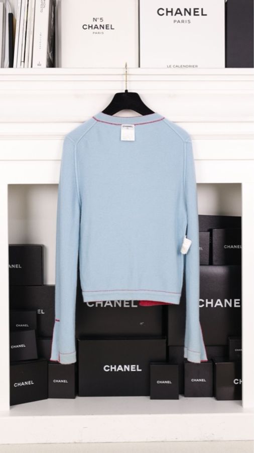 Chanel 96年秀款蓝粉羊绒拼色亮片两口袋针织开衫外套-6