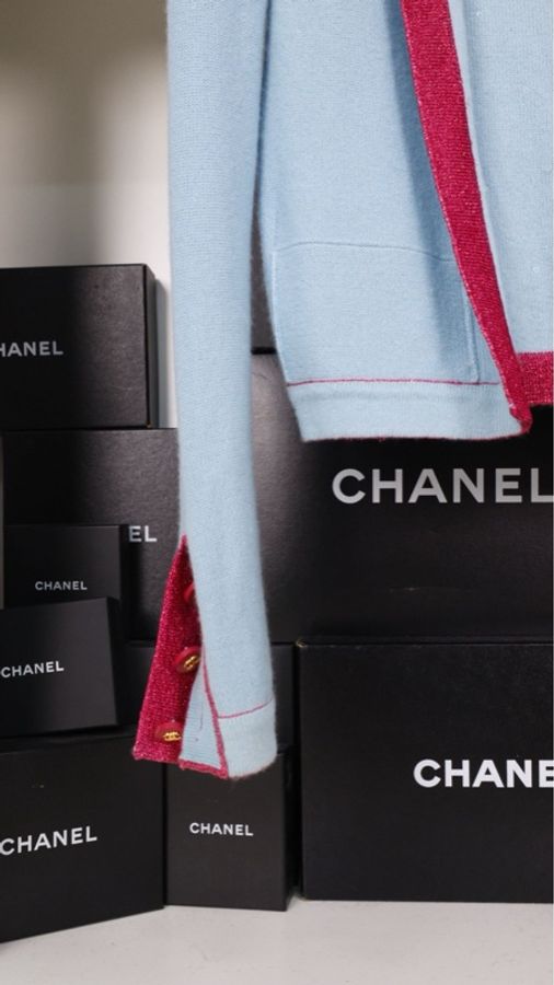 Chanel 96年秀款蓝粉羊绒拼色亮片两口袋针织开衫外套-26