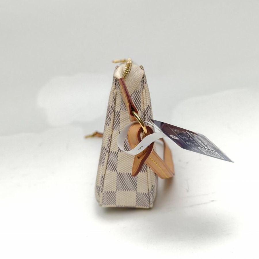 LOUIS VUITTON Pochette大麻將包白棋格PVC金扣晶片肩背包-1