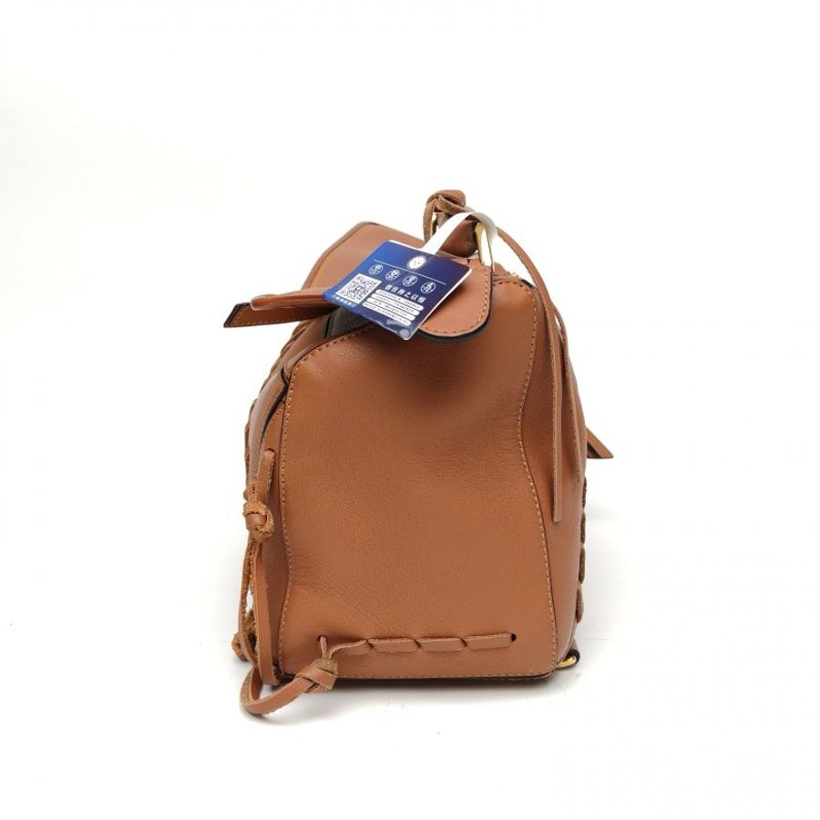 LOEWE Puzzle29幾何包中號棕色牛皮肩背包-1