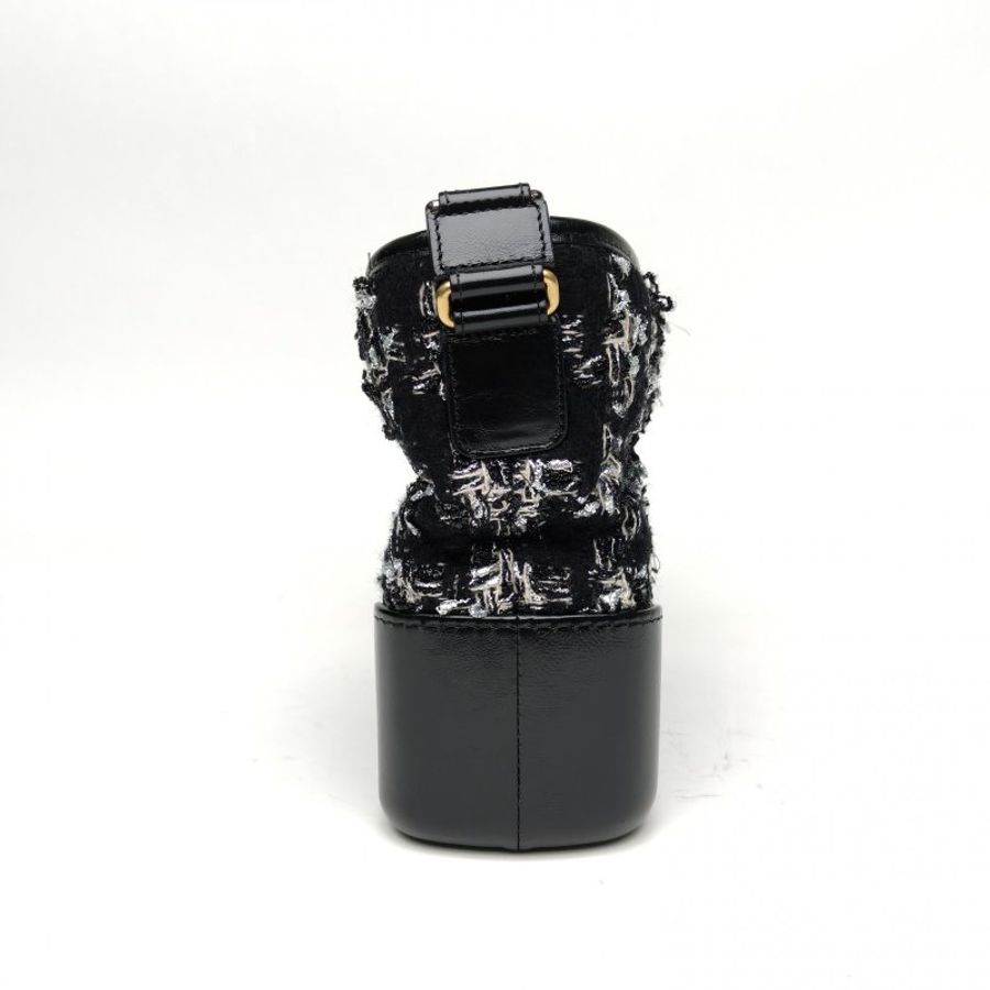 CHANEL GABRIELLE流浪新中號黑色毛呢30開金銀扣肩背包-3