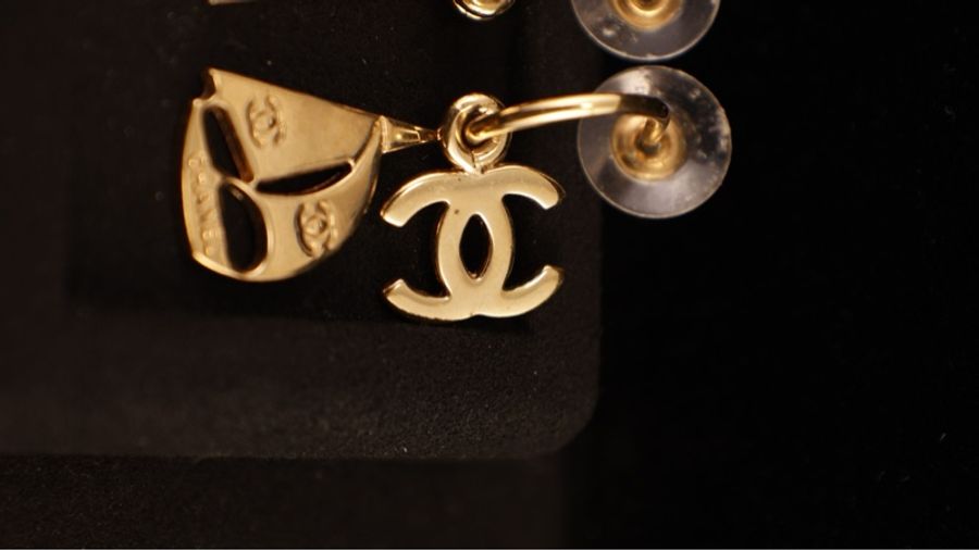 Chanel 素金cc帆船耳钉可拆卸-6