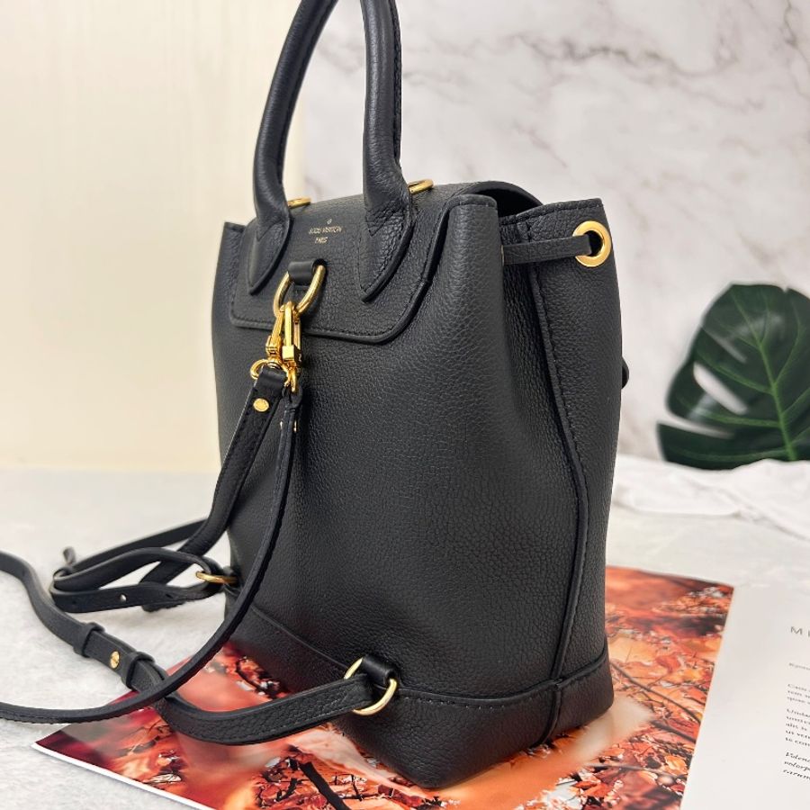 LV Lockmem迷你粒紋皮後背包 M54573-7