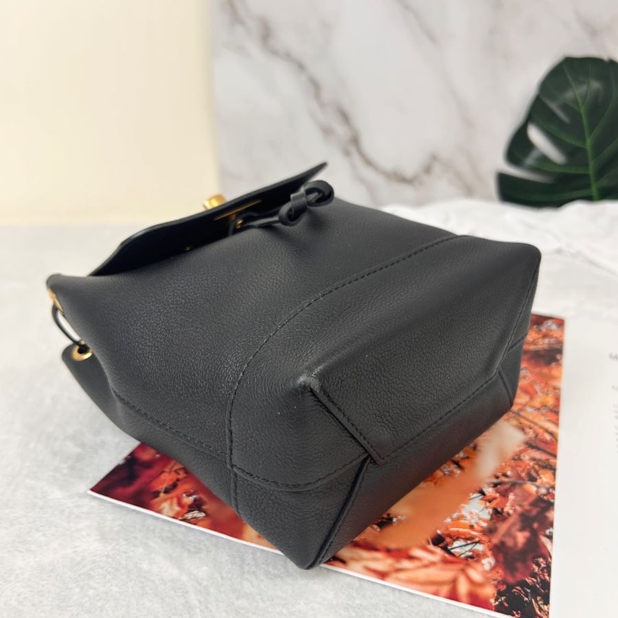 LV Lockmem迷你粒紋皮後背包 M54573-12