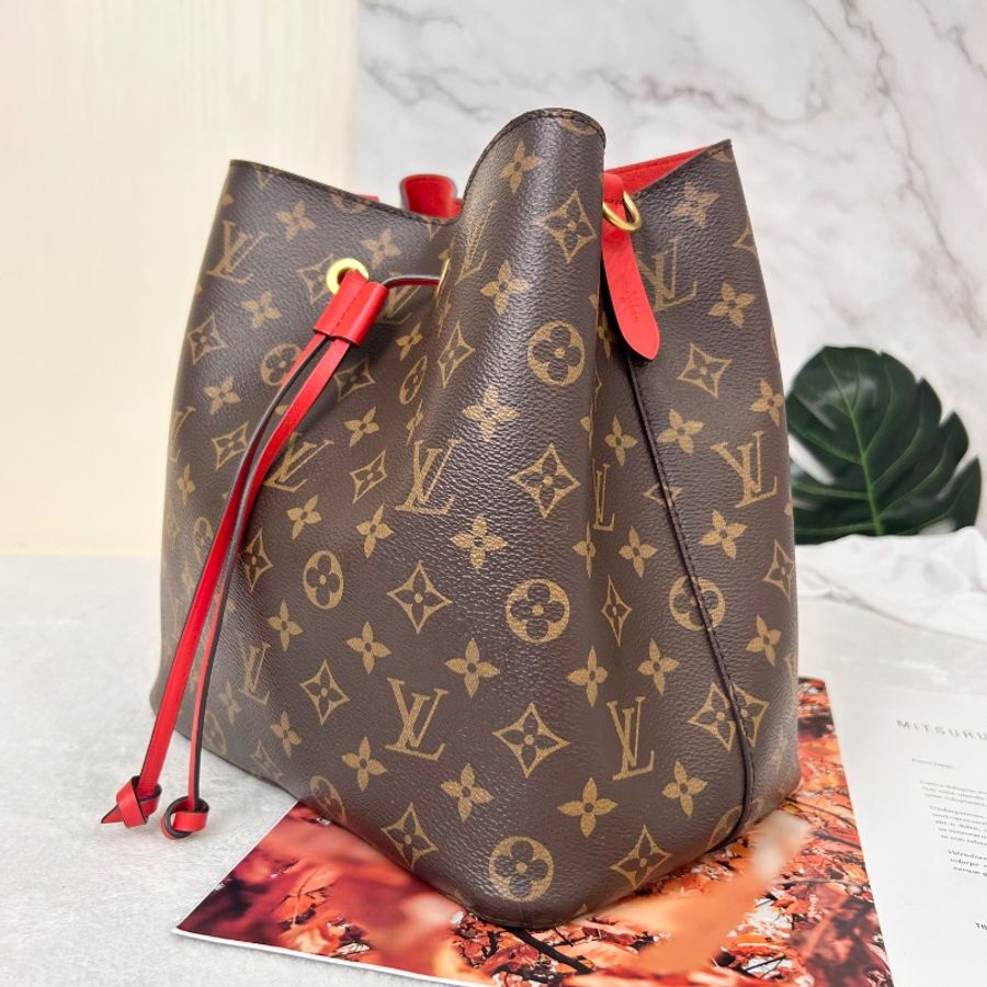 LV Neo Noe MM 中號 水桶包 晶片款-11